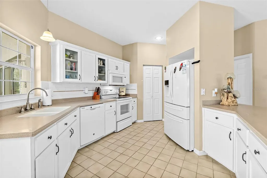 28 Montauk Lane Palm Coast FL 32164