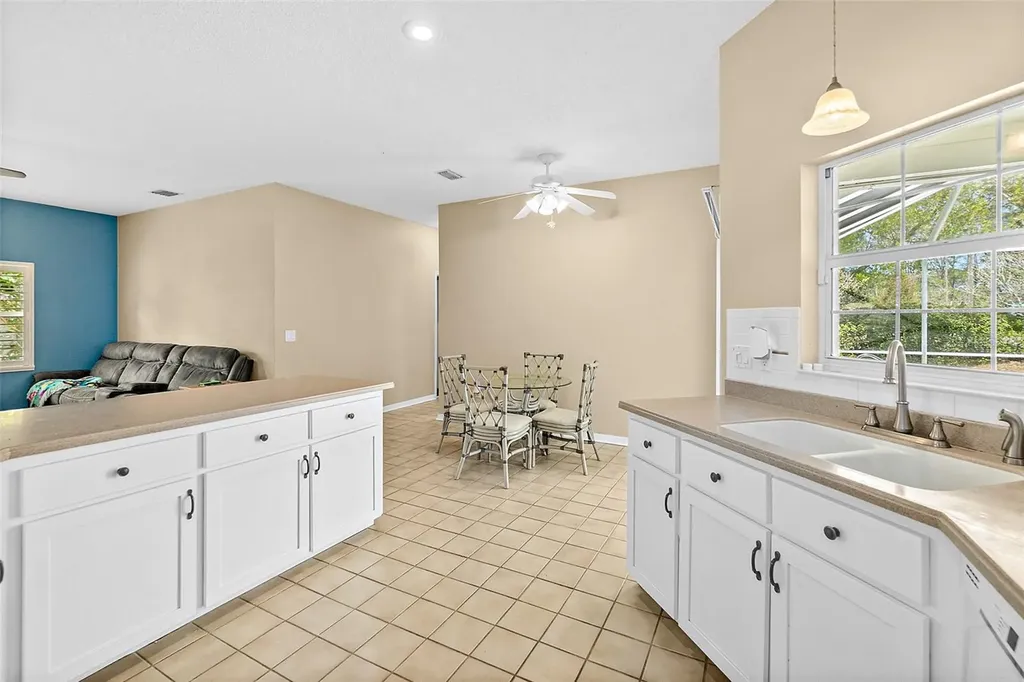 28 Montauk Lane Palm Coast FL 32164