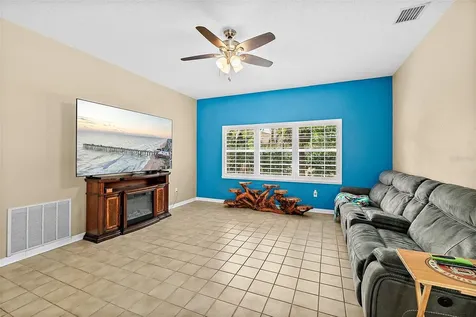 28 Montauk Lane Palm Coast FL 32164