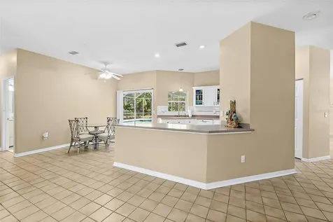 28 Montauk Lane Palm Coast FL 32164