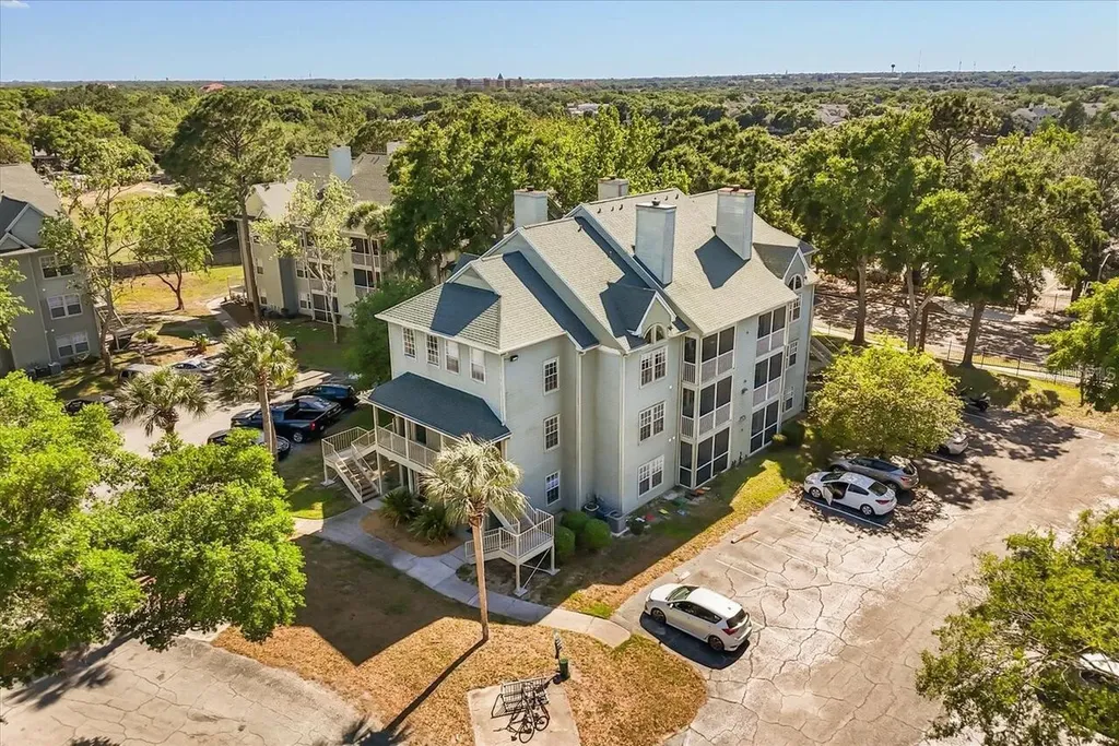 6124 Westgate Drive Orlando FL 32835