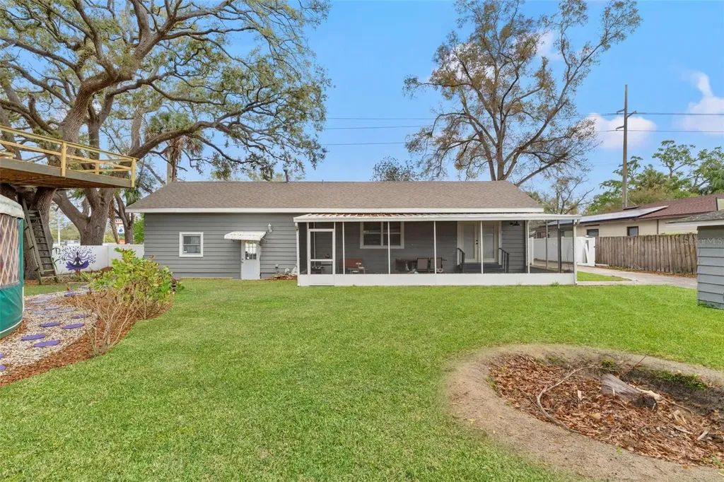 905 E Hanna Avenue Tampa FL 33604