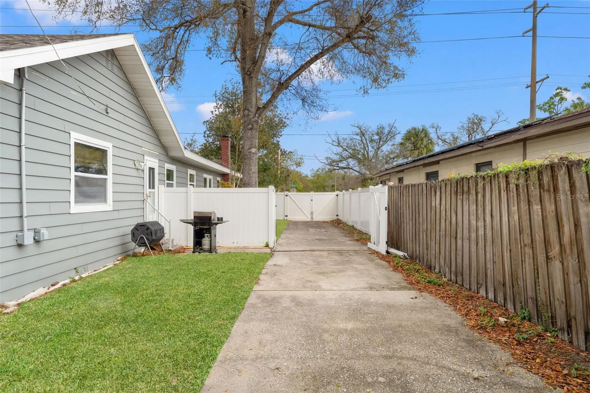 905 E Hanna Avenue Tampa FL 33604