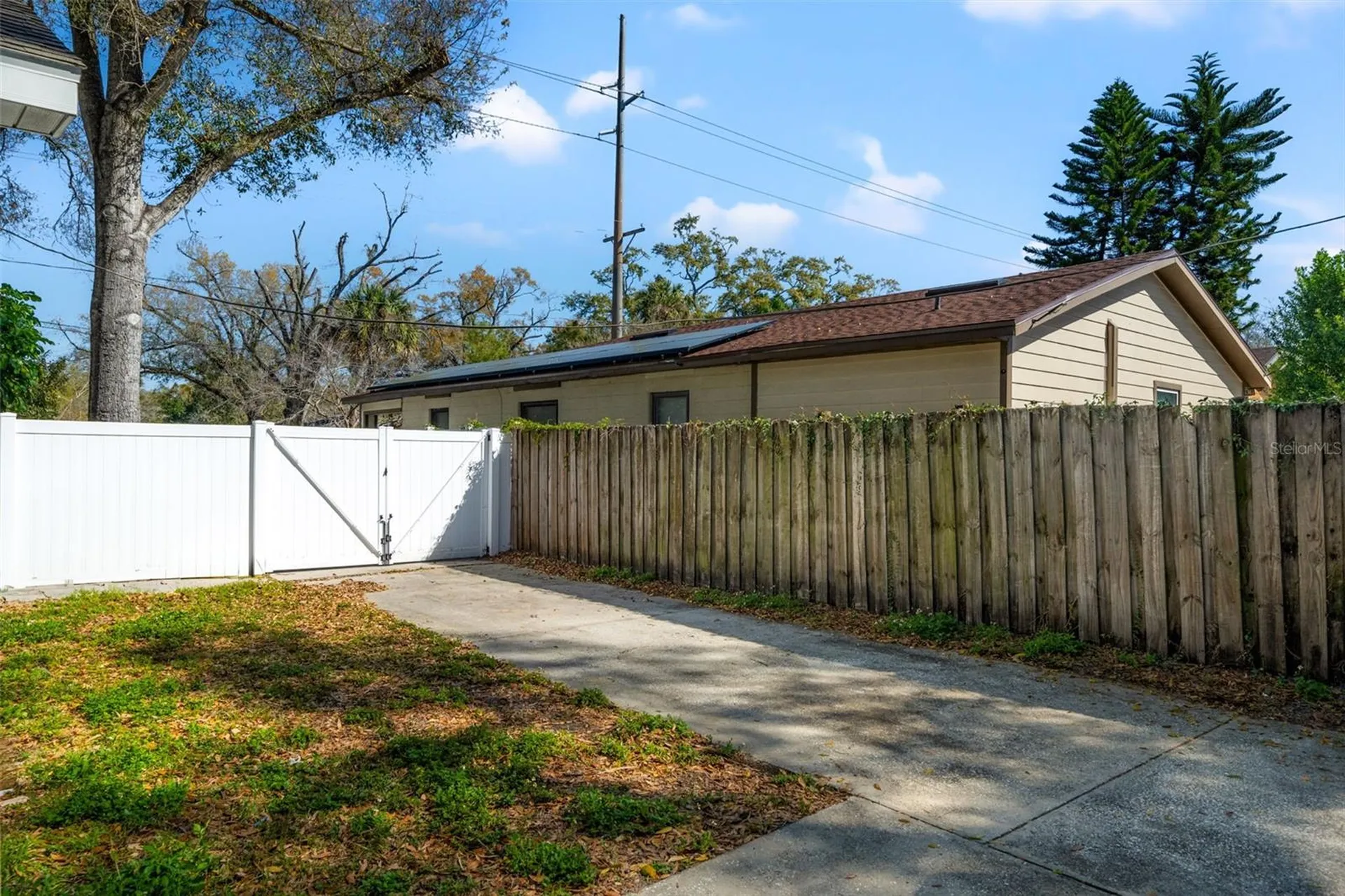 905 E Hanna Avenue Tampa FL 33604