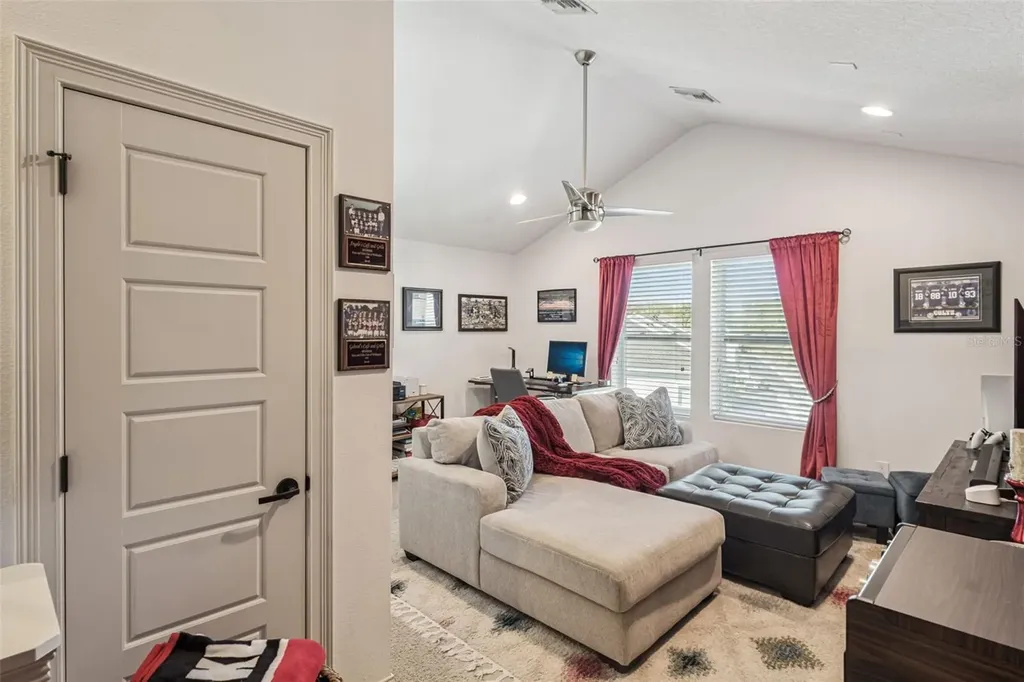 1015 Lychee Court Lake Mary FL 32746