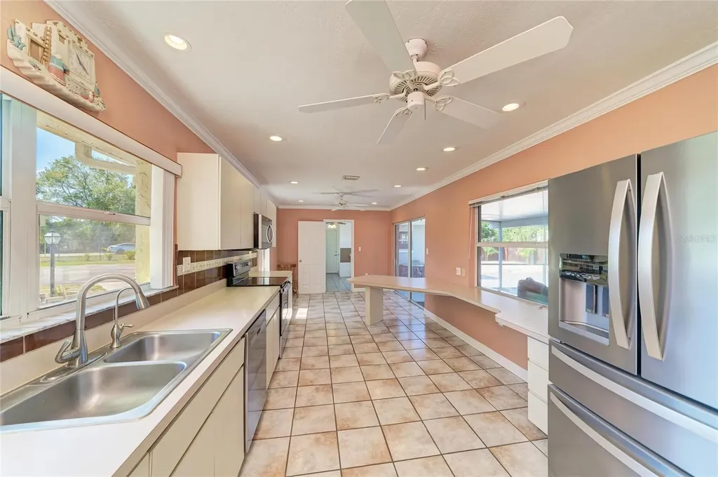 5310 N Tuttle Avenue Sarasota FL 34234