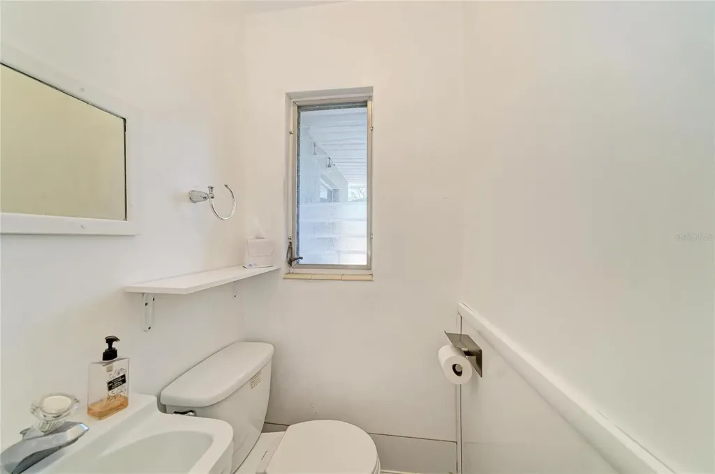 5310 N Tuttle Avenue Sarasota FL 34234