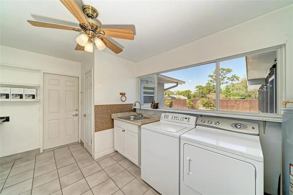 5310 N Tuttle Avenue Sarasota FL 34234