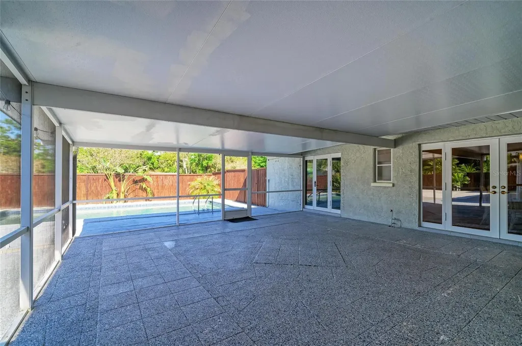 5310 N Tuttle Avenue Sarasota FL 34234