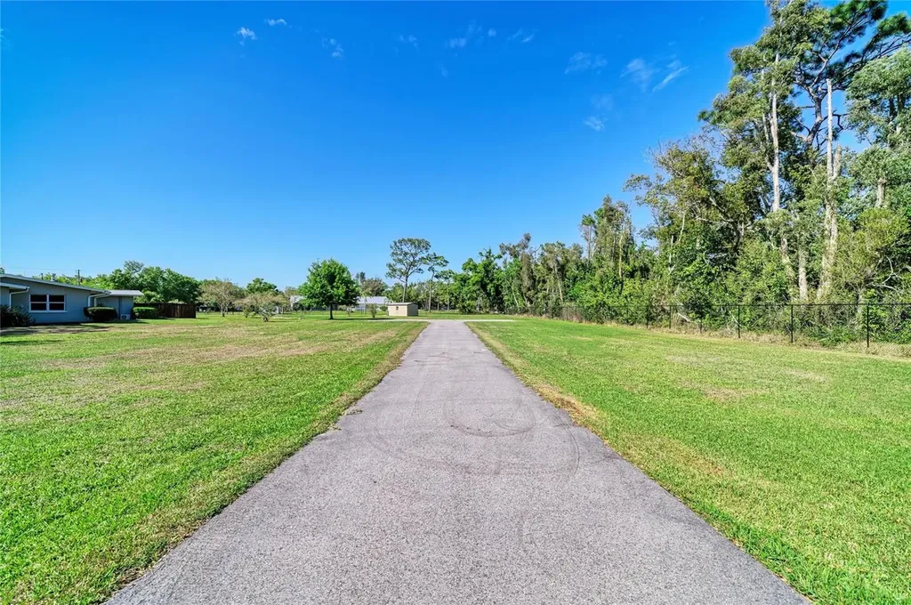 5310 N Tuttle Avenue Sarasota FL 34234