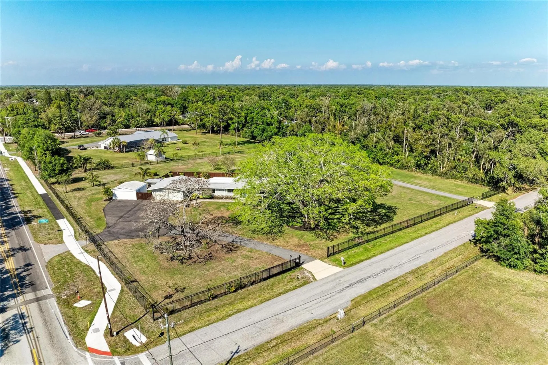 5310 N Tuttle Avenue Sarasota FL 34234