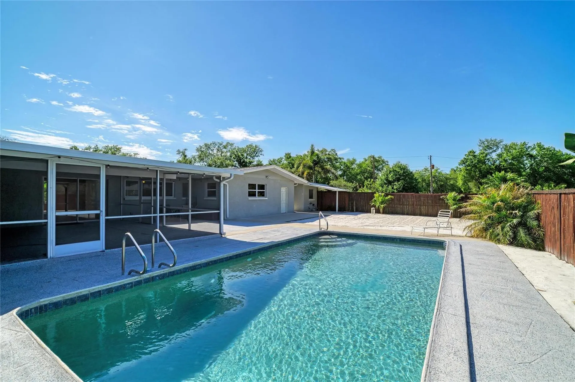 5310 N Tuttle Avenue Sarasota FL 34234