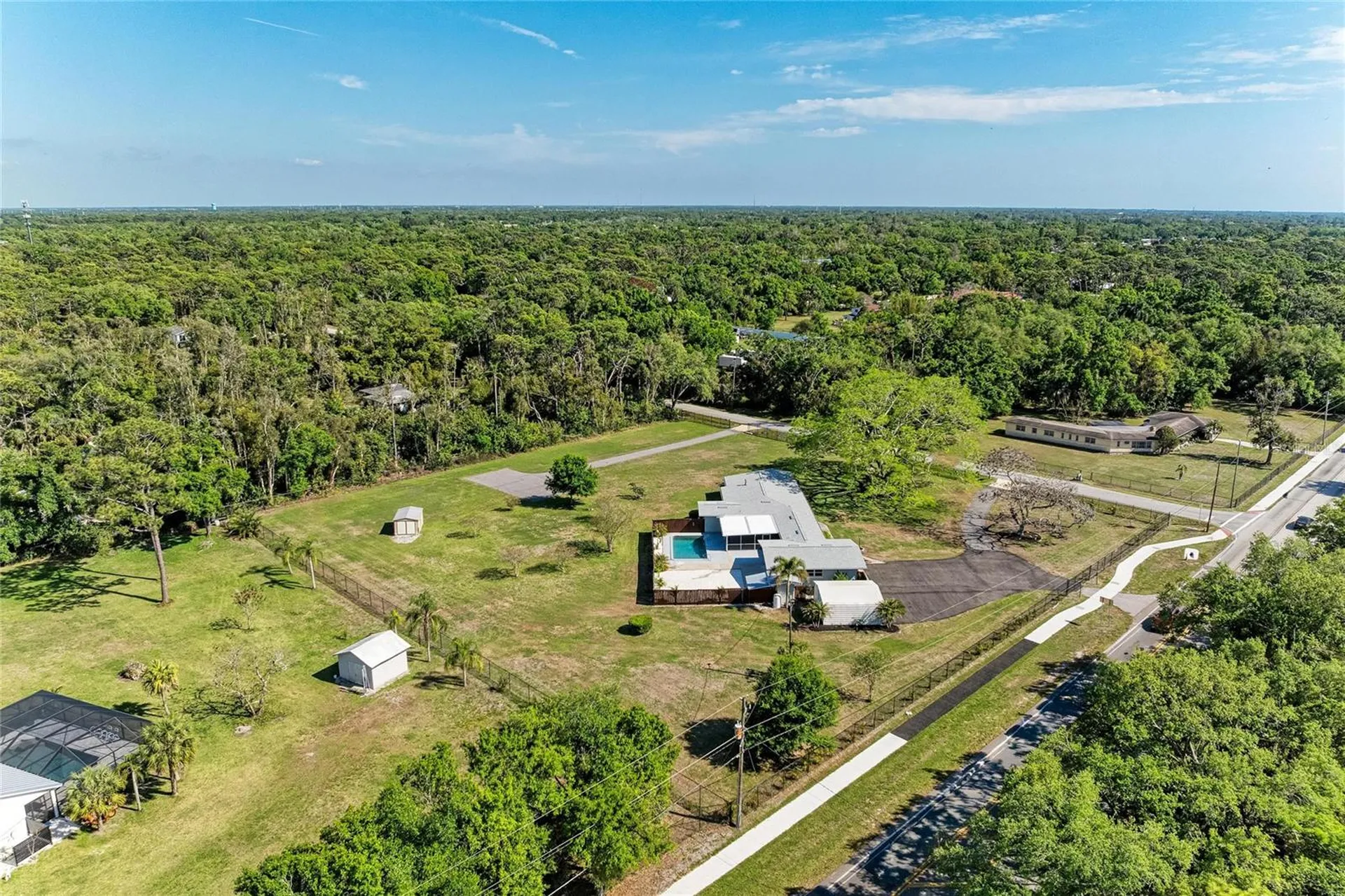 5310 N Tuttle Avenue Sarasota FL 34234