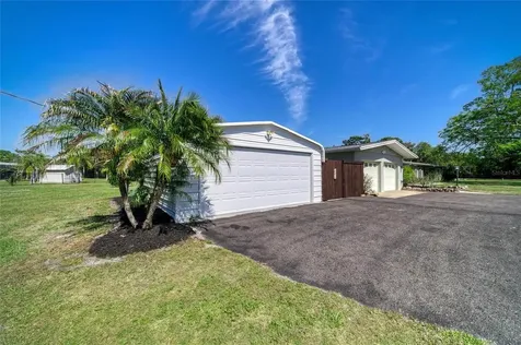 5310 N Tuttle Avenue Sarasota FL 34234