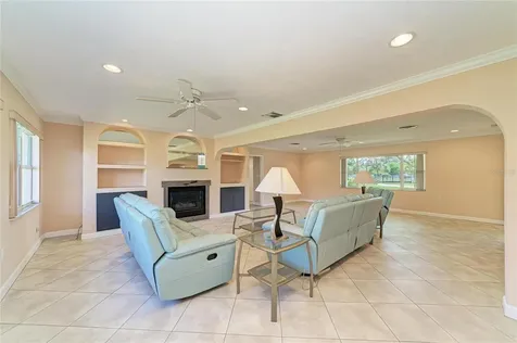 5310 N Tuttle Avenue Sarasota FL 34234