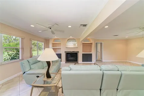 5310 N Tuttle Avenue Sarasota FL 34234