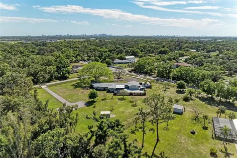 5310 N Tuttle Avenue Sarasota FL 34234
