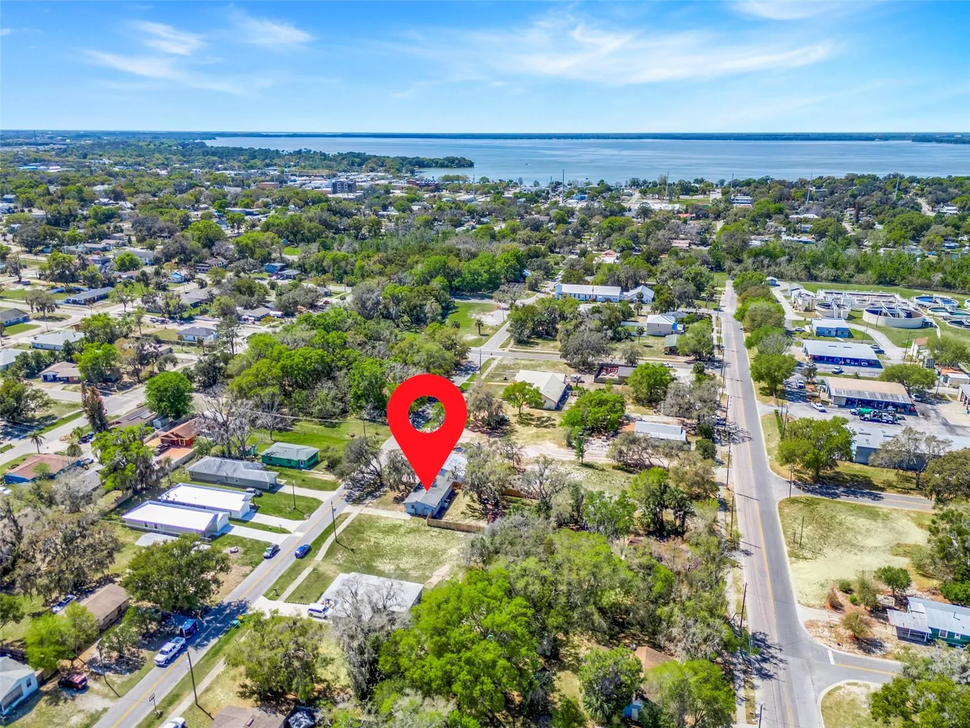 1009 E Hazzard Avenue Eustis FL 32726