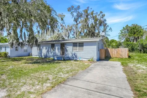 1009 E Hazzard Avenue Eustis FL 32726