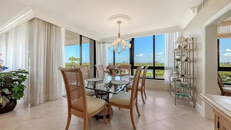 535 Sanctuary Drive Longboat Key FL 34228