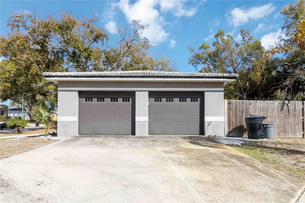 6950 29th Terrace N St Petersburg FL 33710