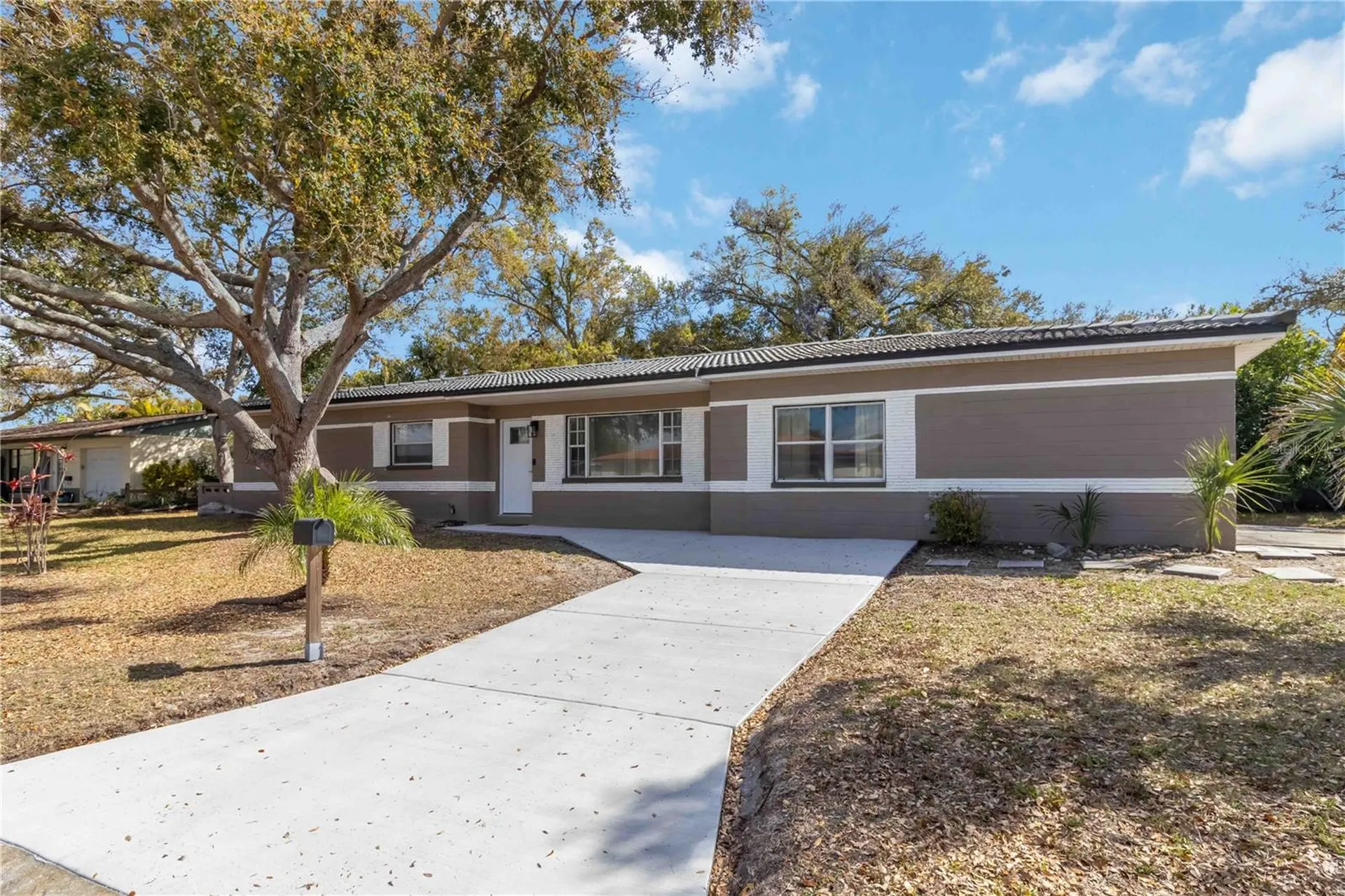 6950 29th Terrace N St Petersburg FL 33710