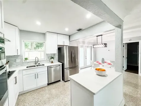 6950 29th Terrace N St Petersburg FL 33710