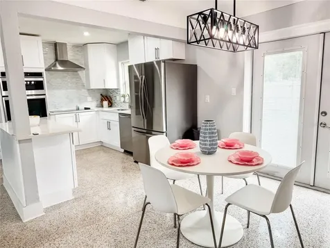 6950 29th Terrace N St Petersburg FL 33710