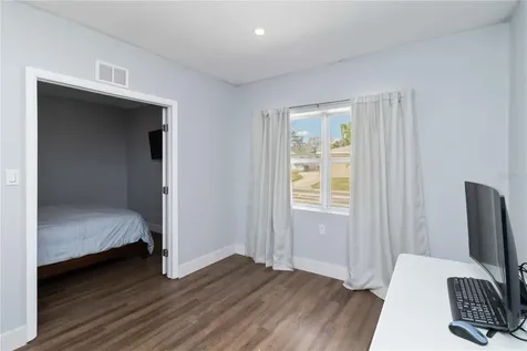 6950 29th Terrace N St Petersburg FL 33710