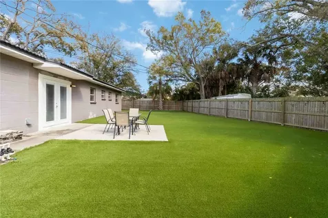 6950 29th Terrace N St Petersburg FL 33710