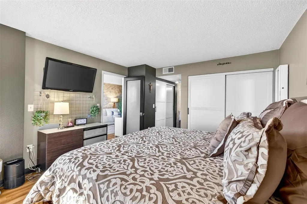 800 Cove Cay Drive Clearwater FL 33760