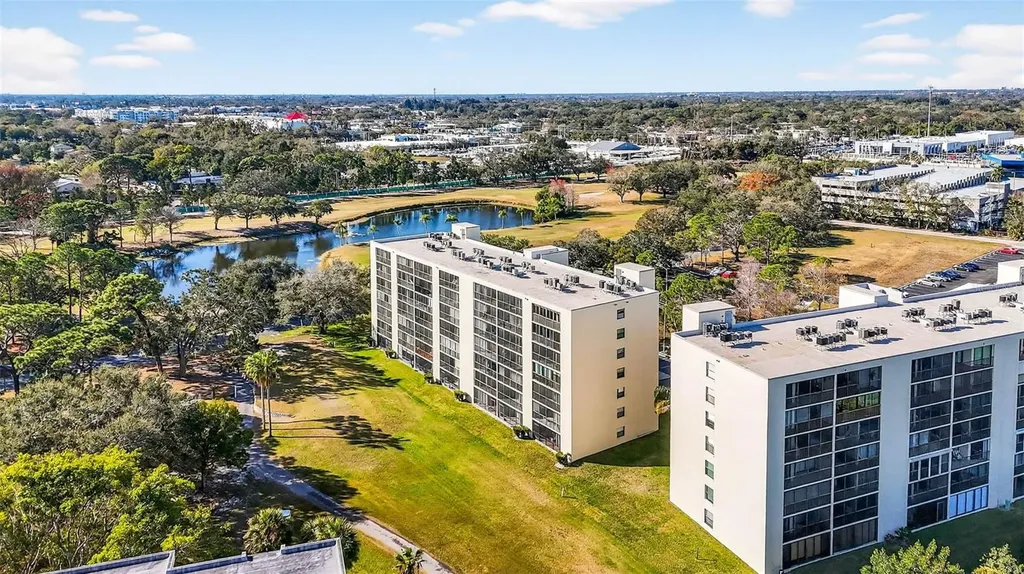 800 Cove Cay Drive Clearwater FL 33760