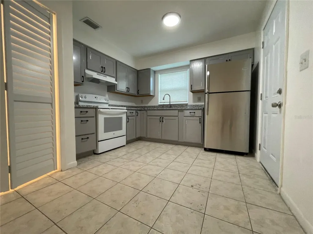 10405 N Jasmine Avenue Tampa FL 33612