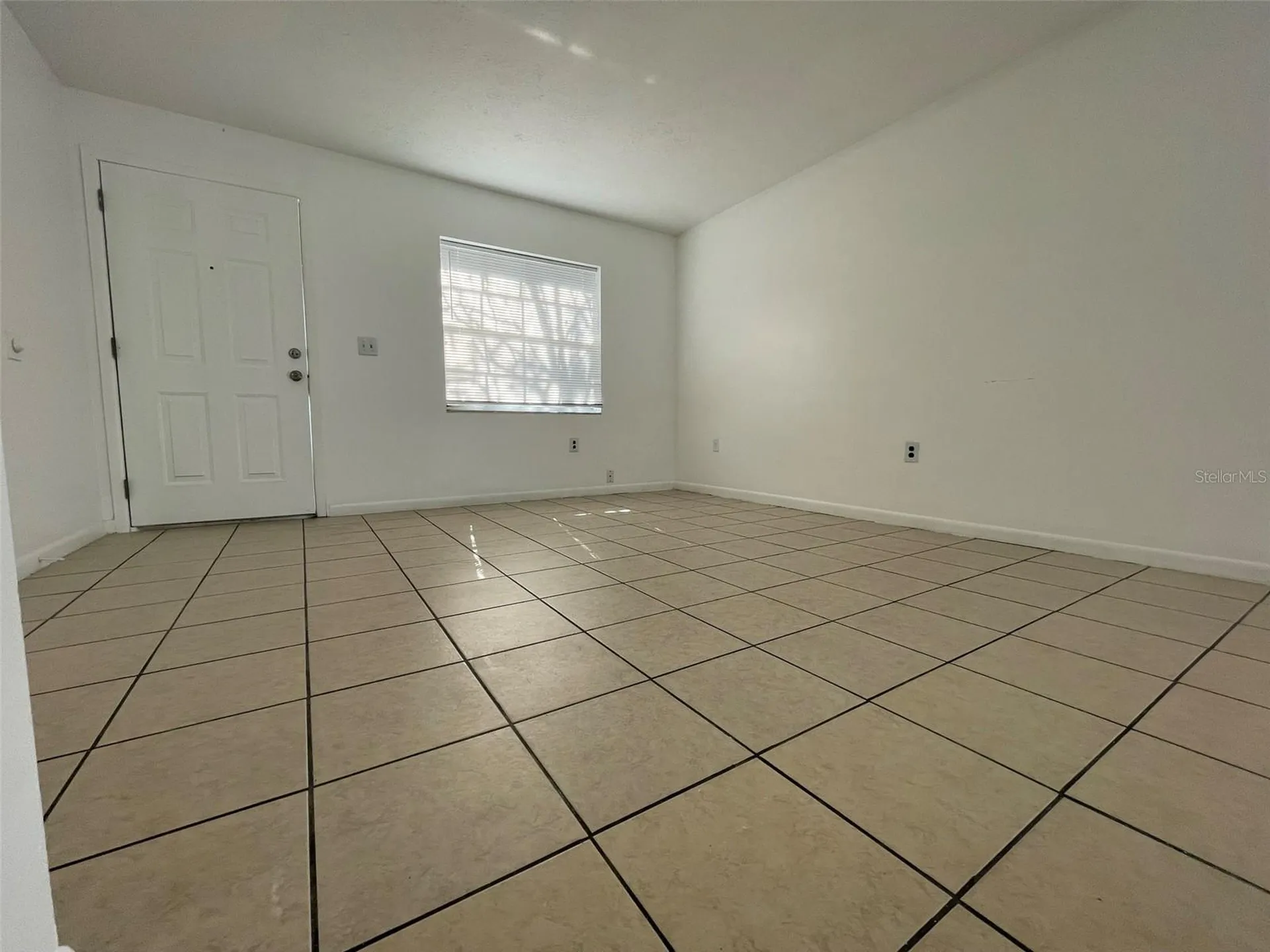 10405 N Jasmine Avenue Tampa FL 33612
