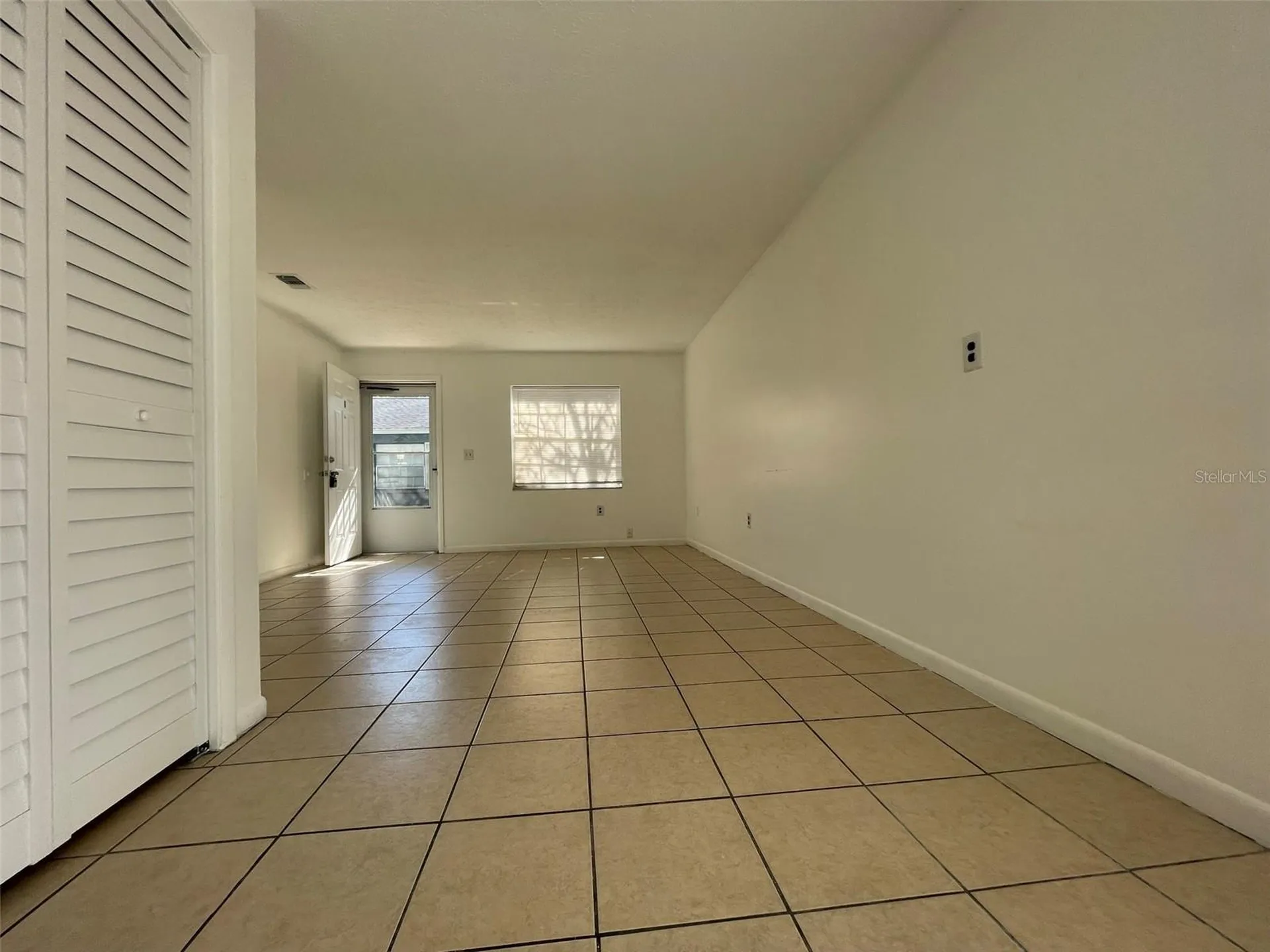 10405 N Jasmine Avenue Tampa FL 33612