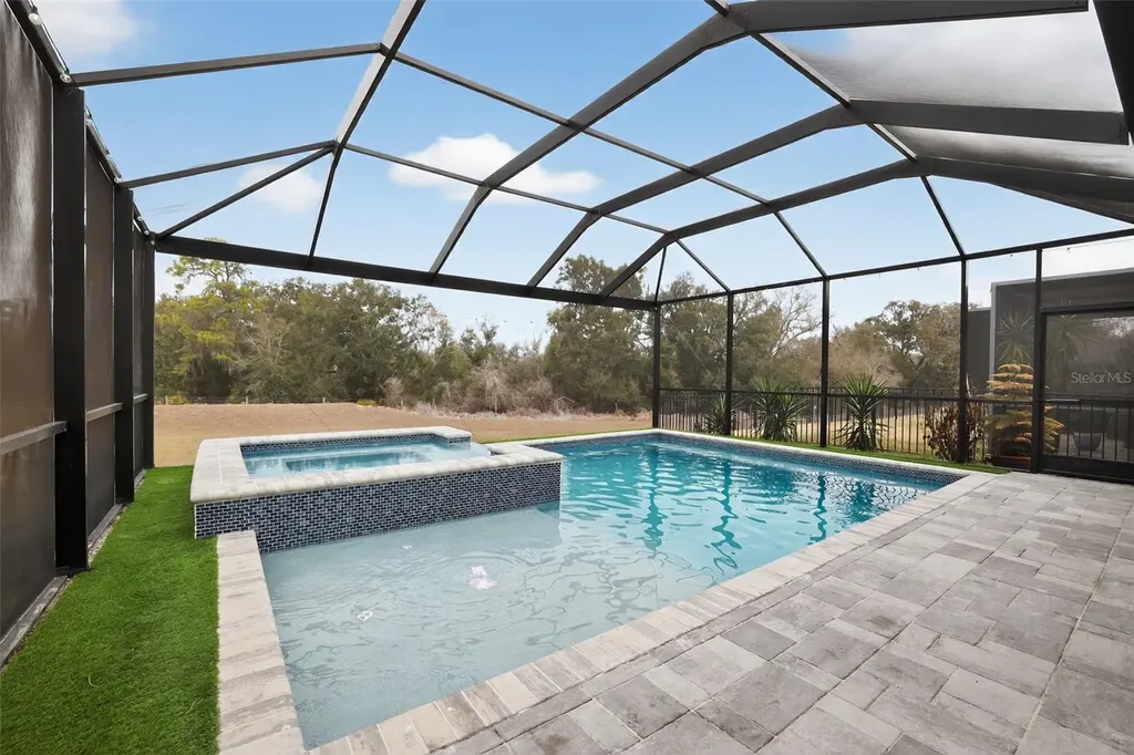 14257 Natures Reserve Drive Lithia FL 33547