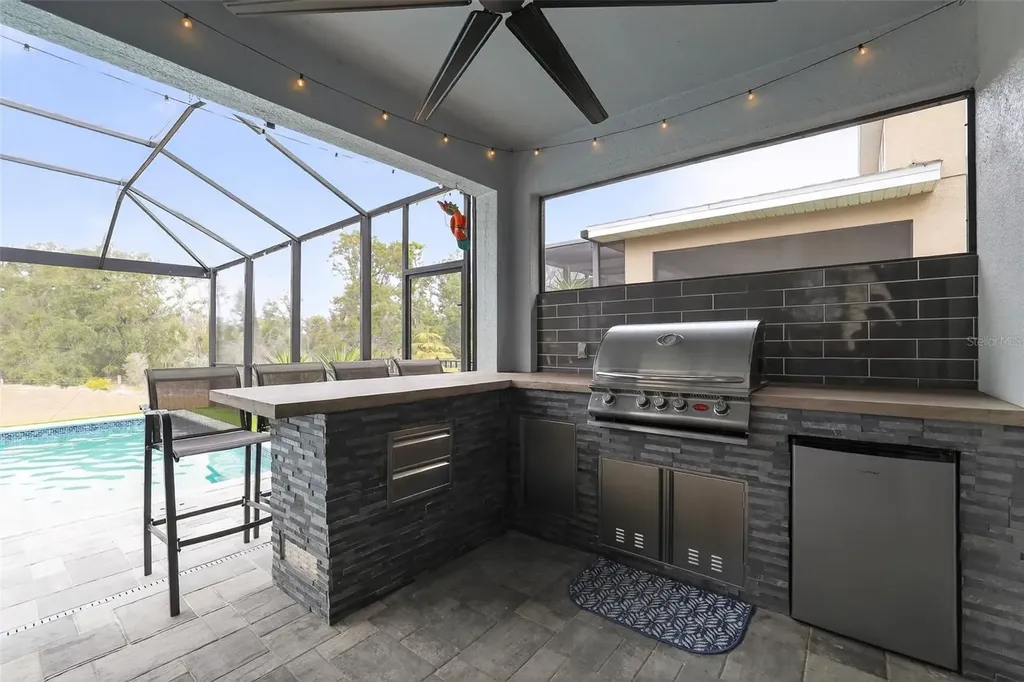14257 Natures Reserve Drive Lithia FL 33547