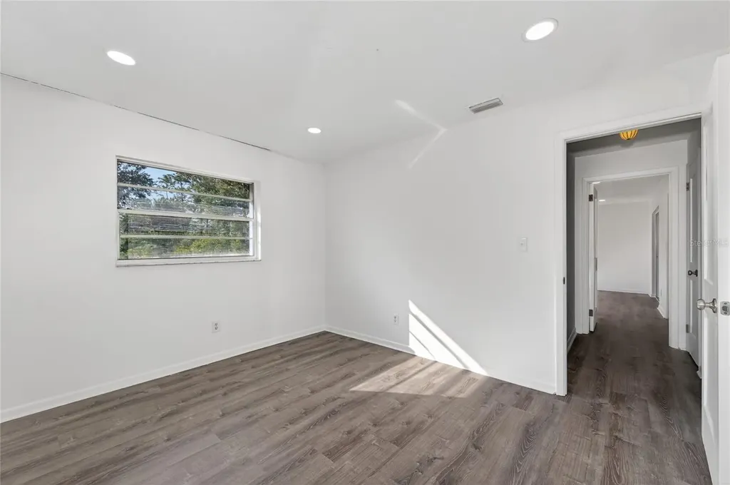 2751 Park Avenue Indian Lake Estates FL 33855