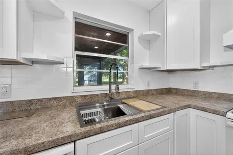 2751 Park Avenue Indian Lake Estates FL 33855