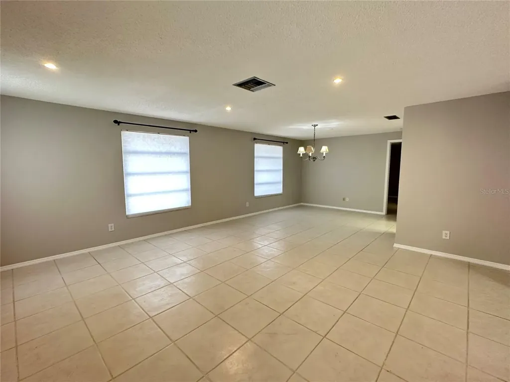 2049 Sandpiper Drive Palm Harbor FL 34683