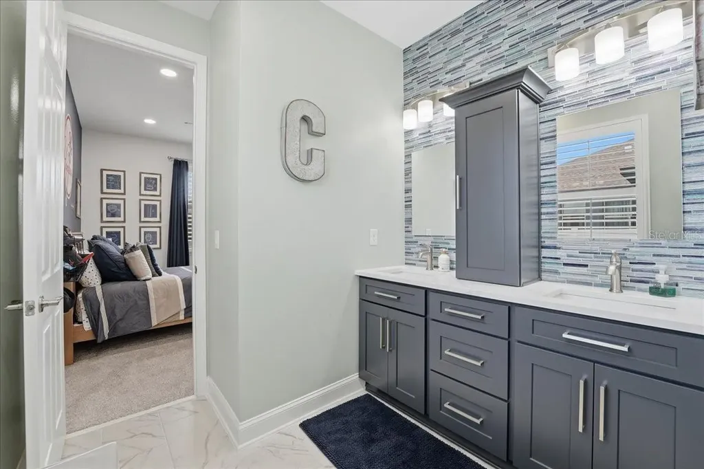 688 Fosters Grove Loop Oviedo FL 32765