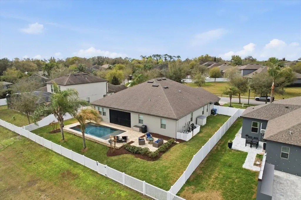 688 Fosters Grove Loop Oviedo FL 32765
