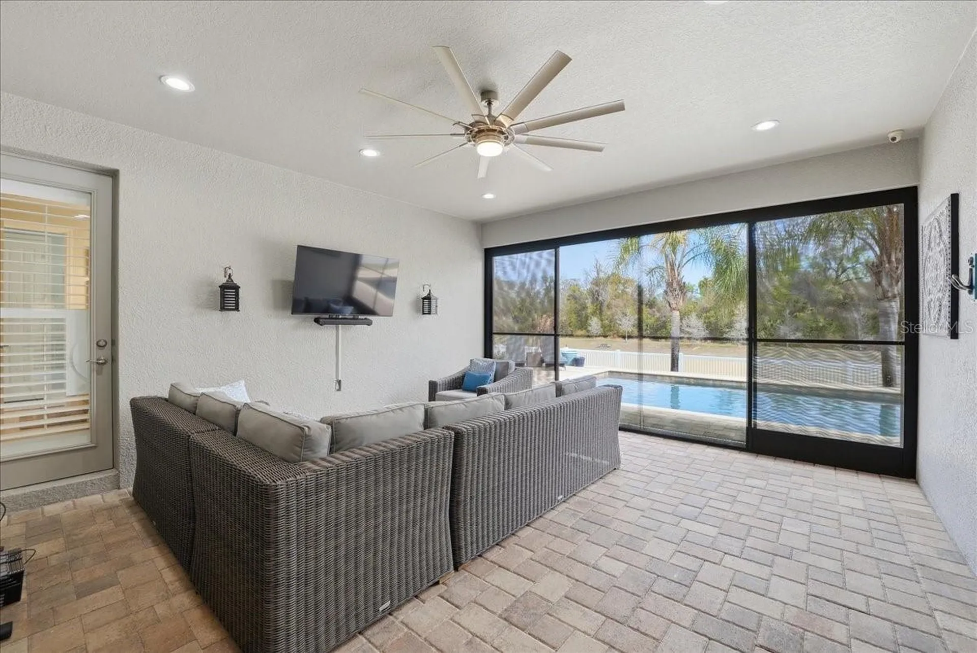 688 Fosters Grove Loop Oviedo FL 32765