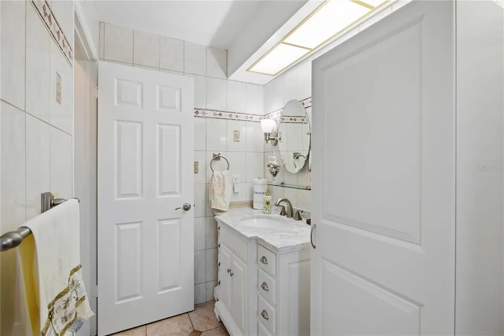 1636 S Lake Avenue Clearwater FL 33756