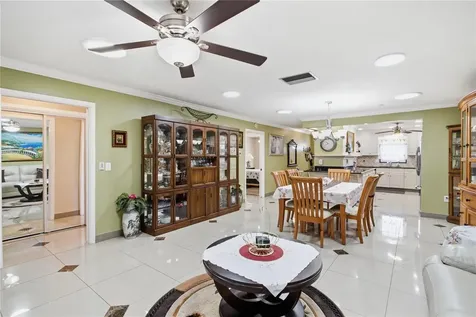 1636 S Lake Avenue Clearwater FL 33756