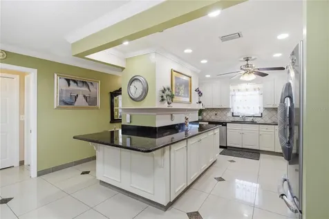 1636 S Lake Avenue Clearwater FL 33756