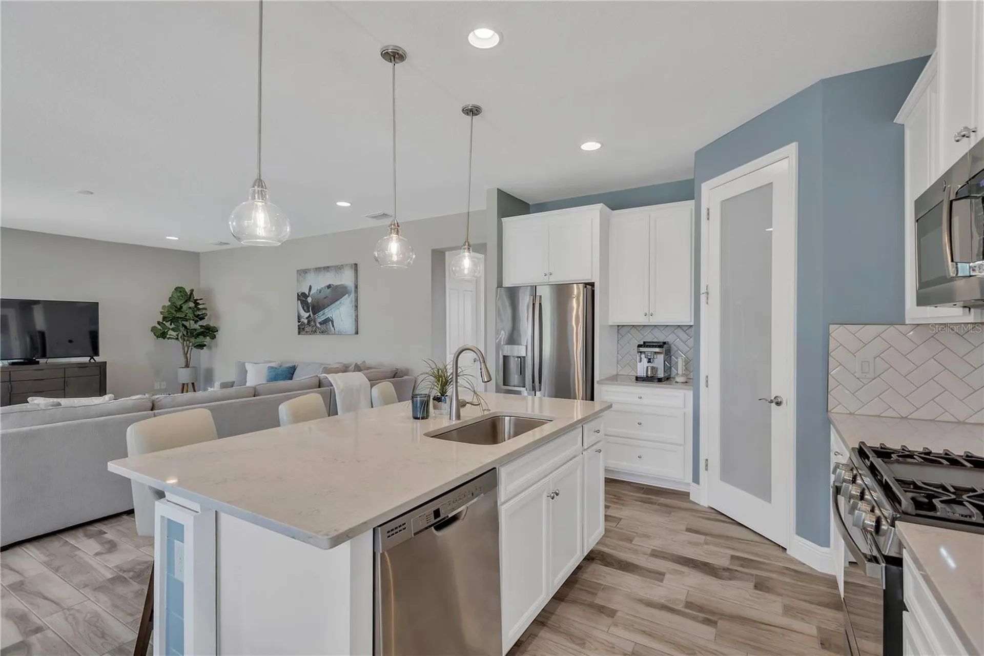 6457 Seasound Drive Apollo Beach FL 33572