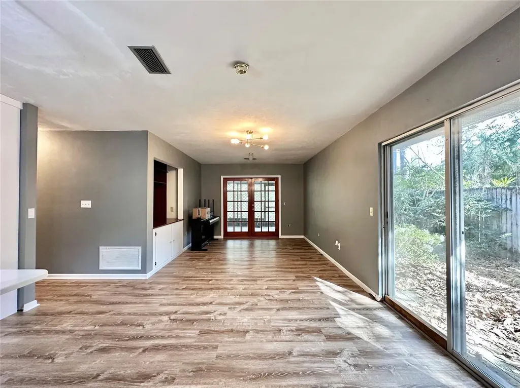 1629 NW 40th Terrace Gainesville FL 32605