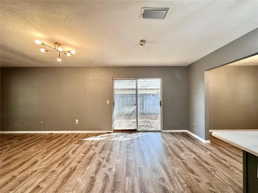 1629 NW 40th Terrace Gainesville FL 32605
