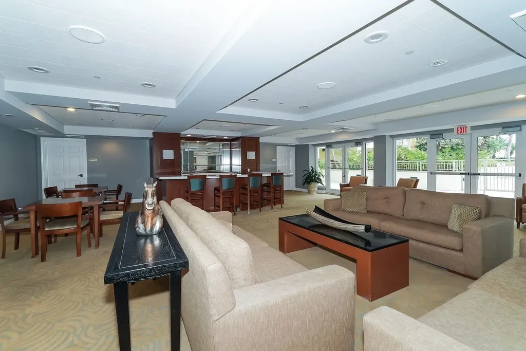 100 Central Avenue Sarasota FL 34236